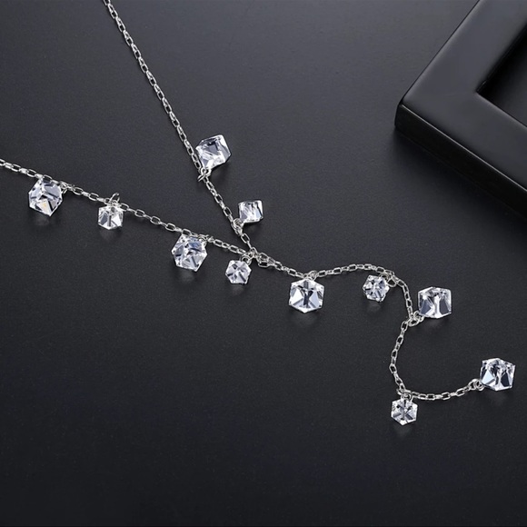 🎁 Swarovski Crystals The Iisha Long Necklace - Picture 5 of 12